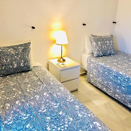 Lovely Sea Views Apartment On La Costa Del Sol El Faro Luaran gambar