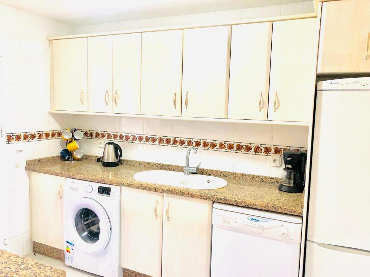 Lovely Sea Views Apartment On La Costa Del Sol El Faro Luaran gambar