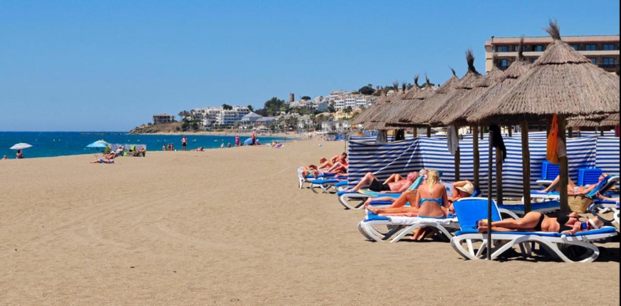 Lovely Sea Views Apartment On La Costa Del Sol El Faro Luaran gambar