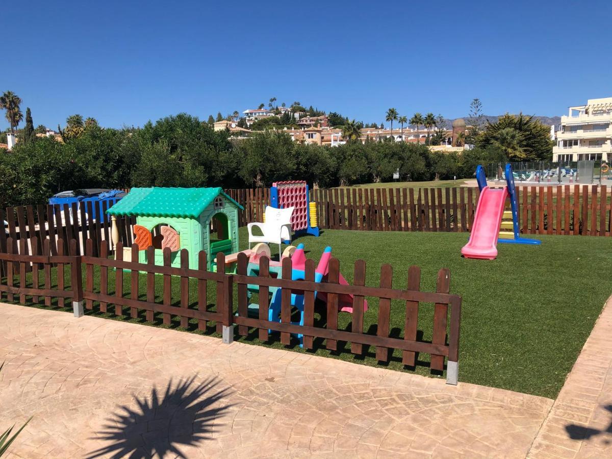 Lovely Sea Views Apartment On La Costa Del Sol El Faro Luaran gambar